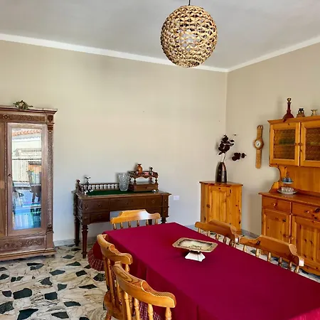 Ely House Monte Sant'Angelo