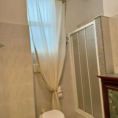 Apartment Ely House *